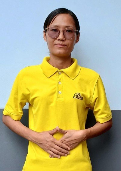 MYAT SU MON
